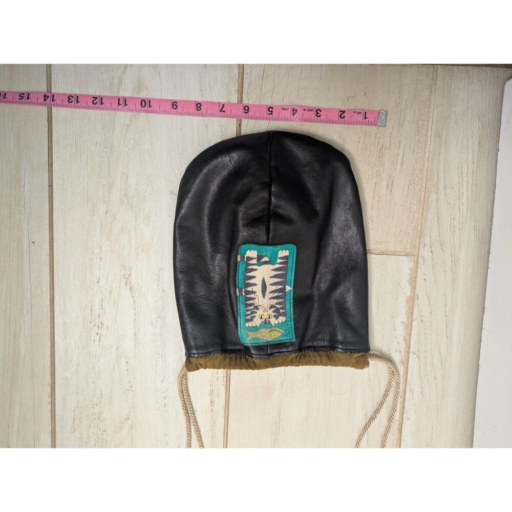 black leather cat themed purse, handbag, with shoulder strap Crossbody Jones - Picture 5 of 6